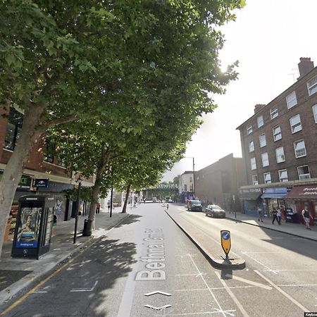 Nice 4 Bedroom Apartment Near City Centre 2-Min Walk To Metro !! Business & Family Friendly!! London Exteriör bild